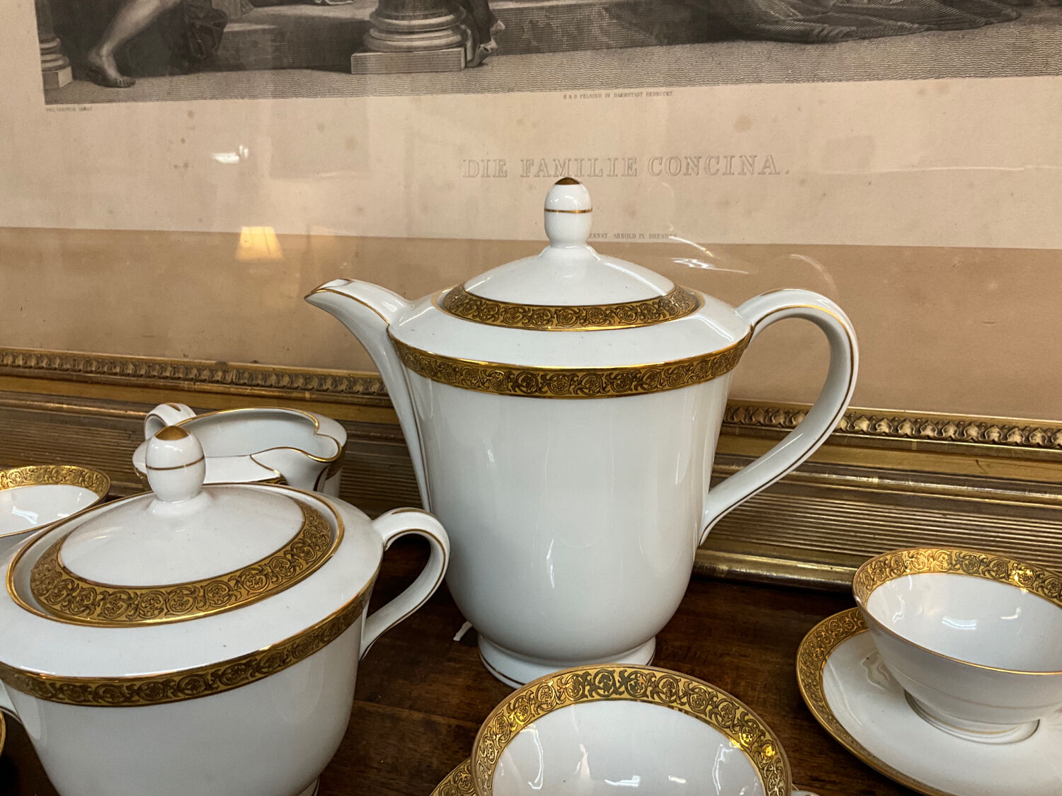 Service à café en porcelaine de Limoges