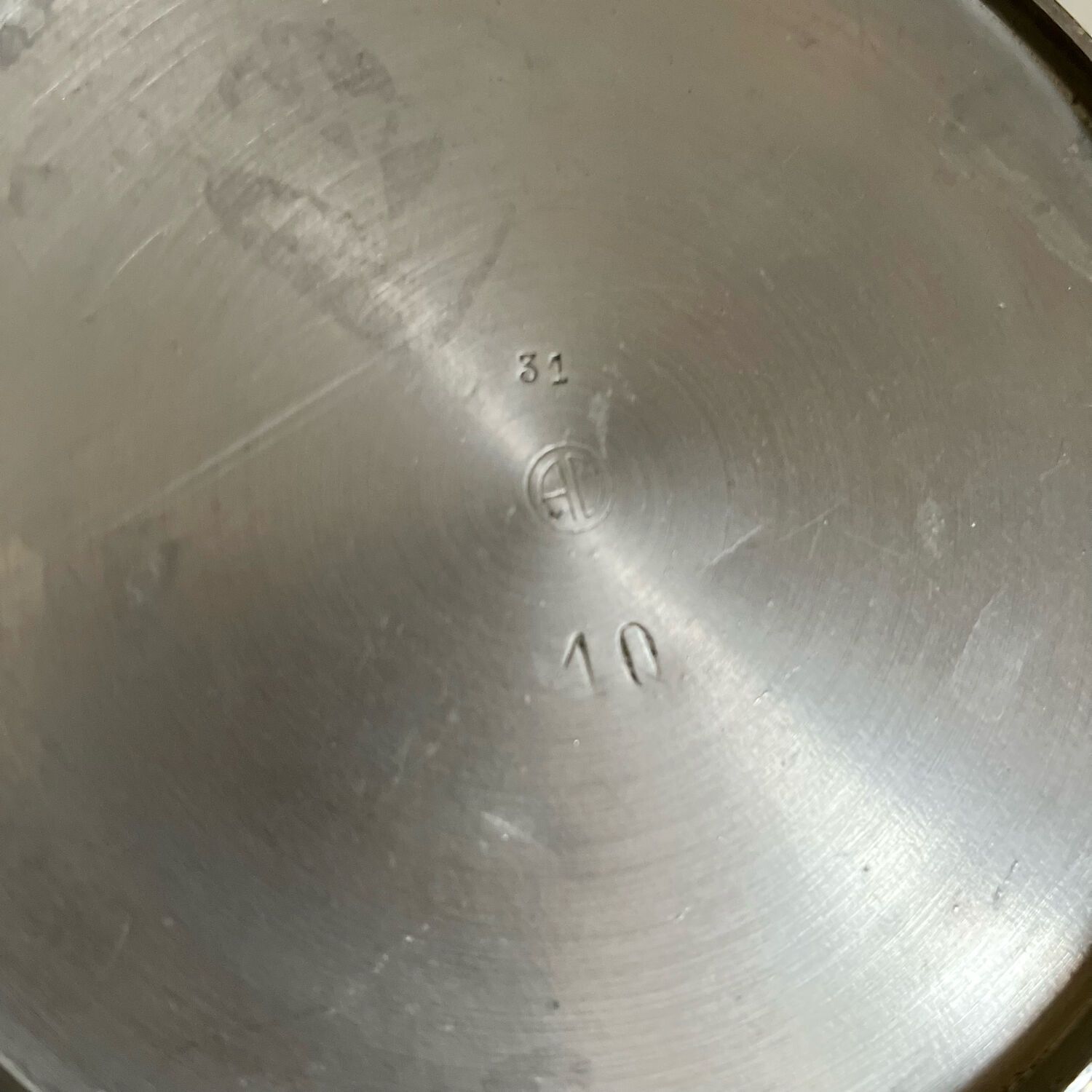 Cafetière Art Deco en métal argenté