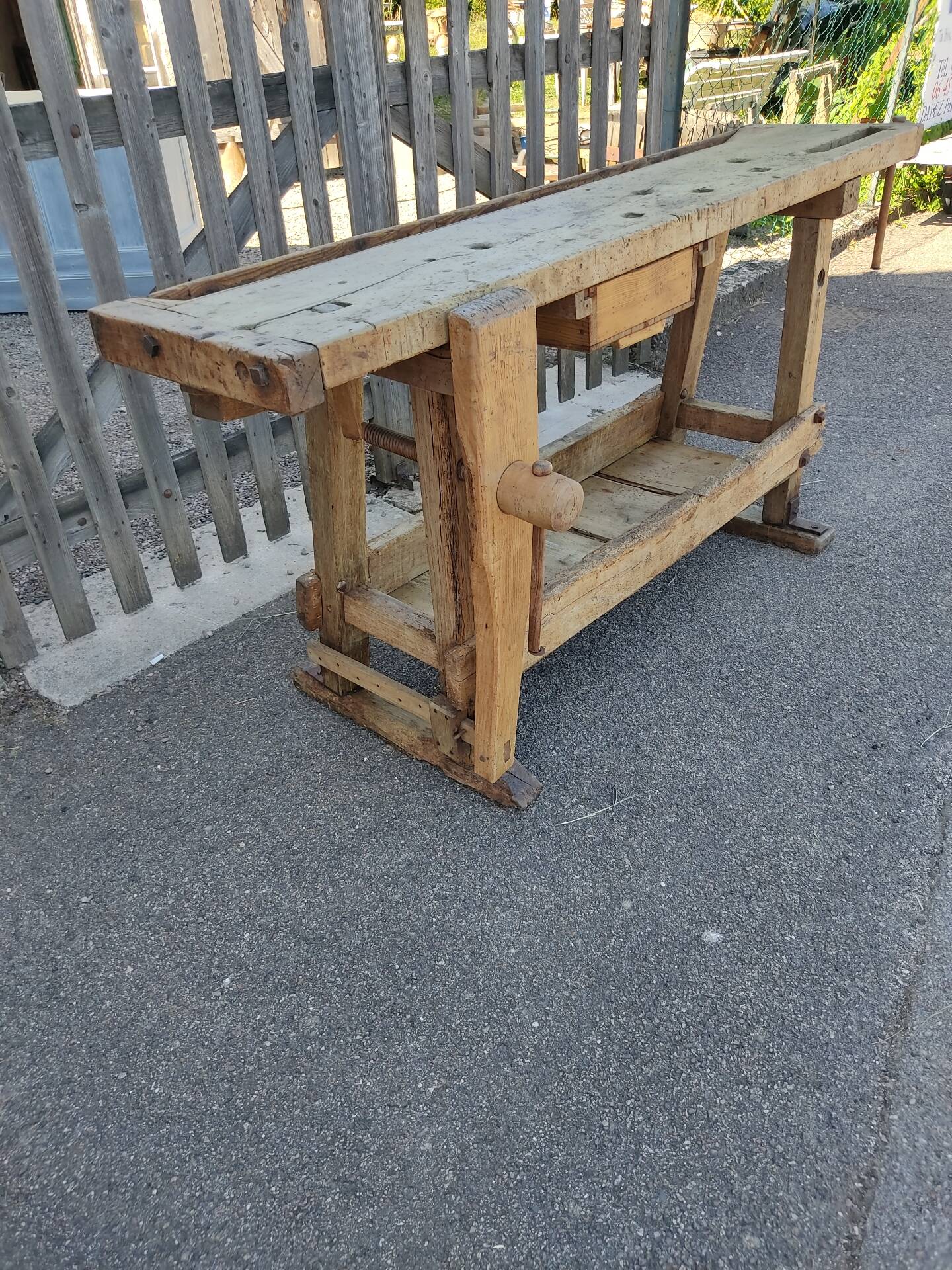 Small workshop bench