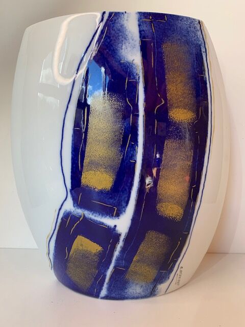 VASE Limoges porcelain flattened gilded shape