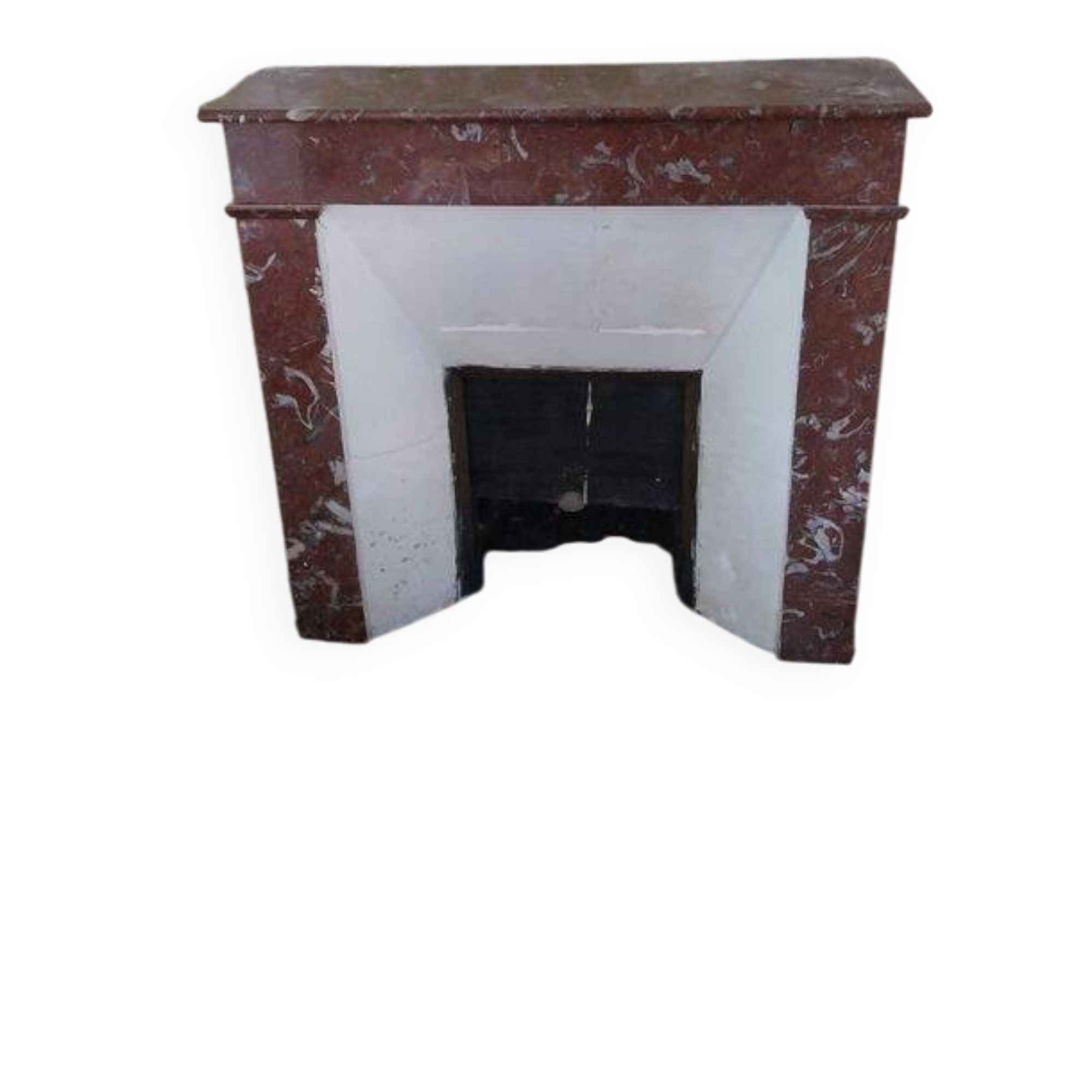 Red marble fireplace surround - early 20th century