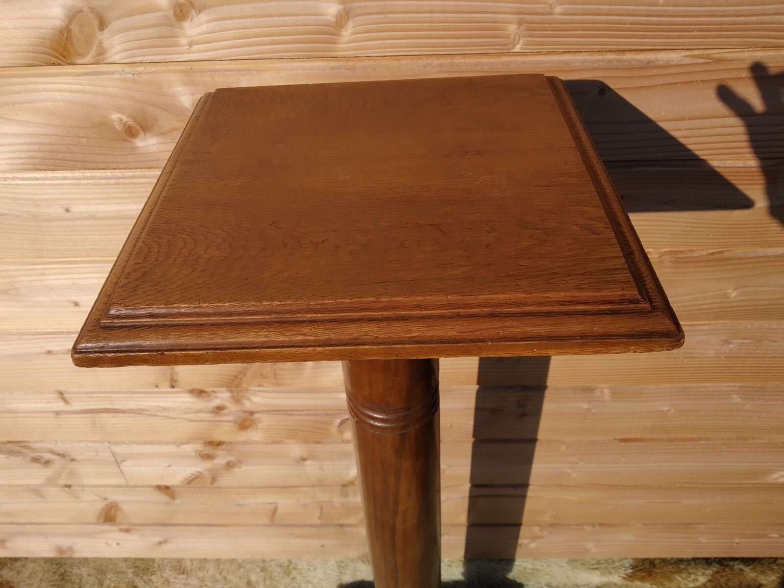 Solid oak sellette