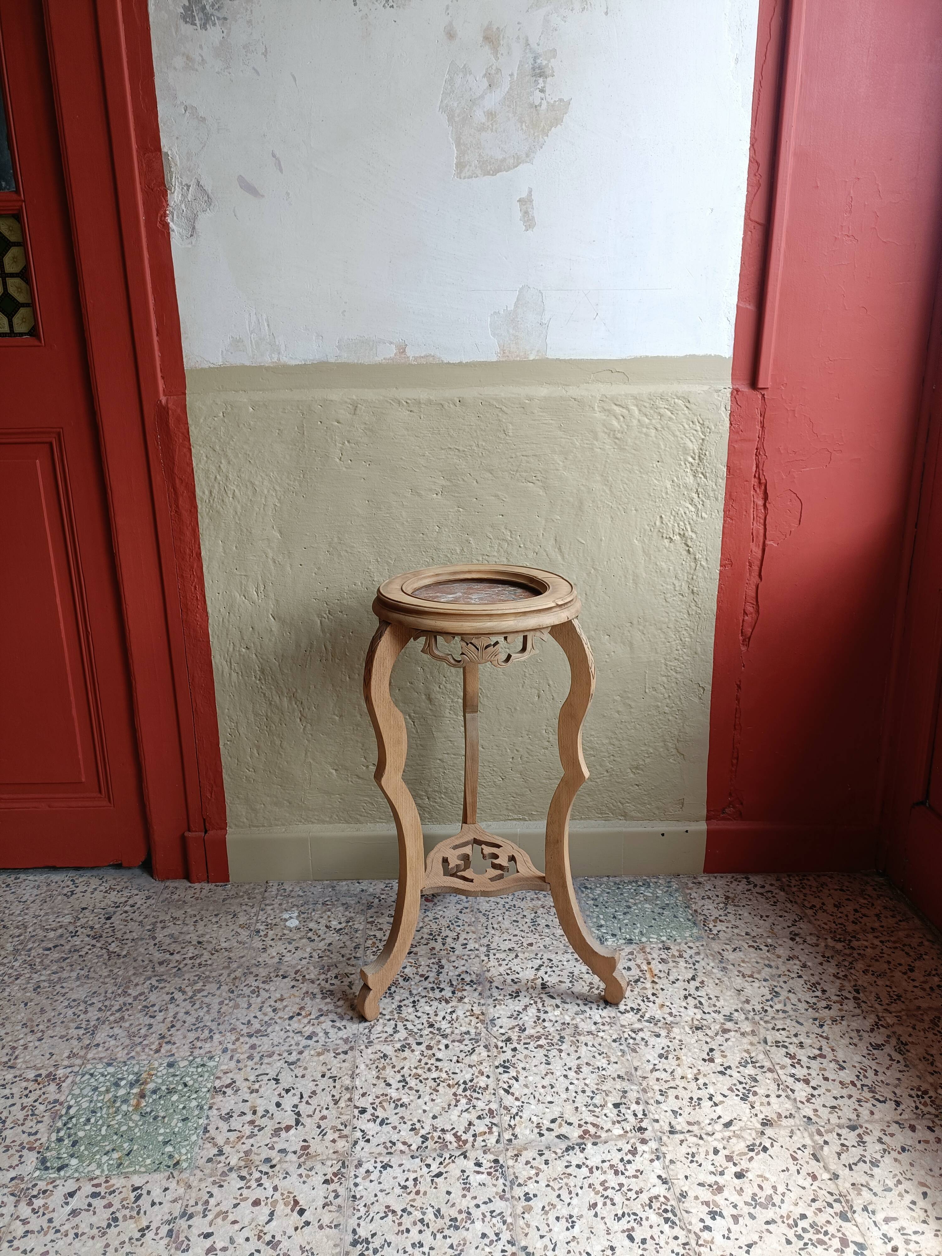 Renovated stool
