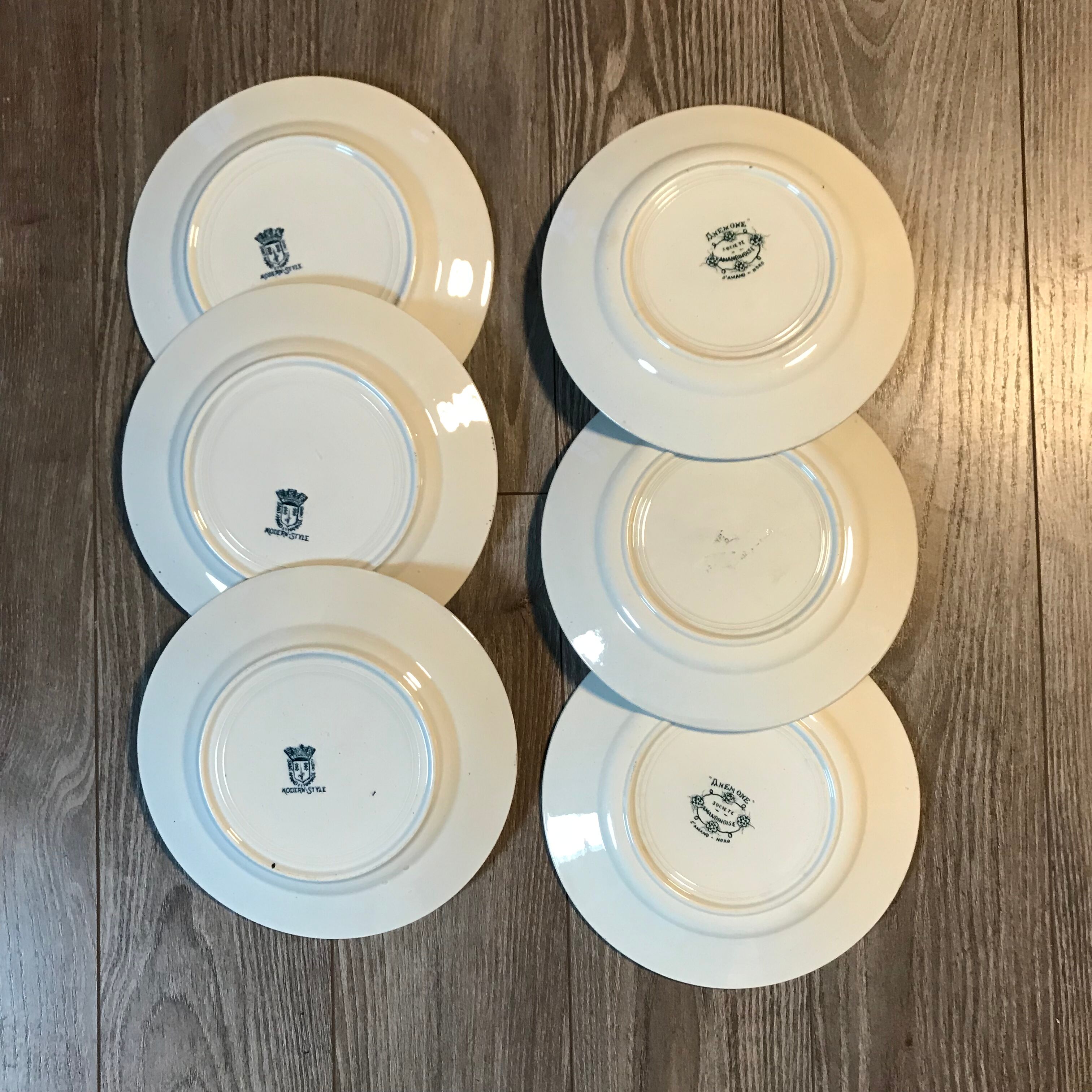 6 mismatched iron land dessert plates