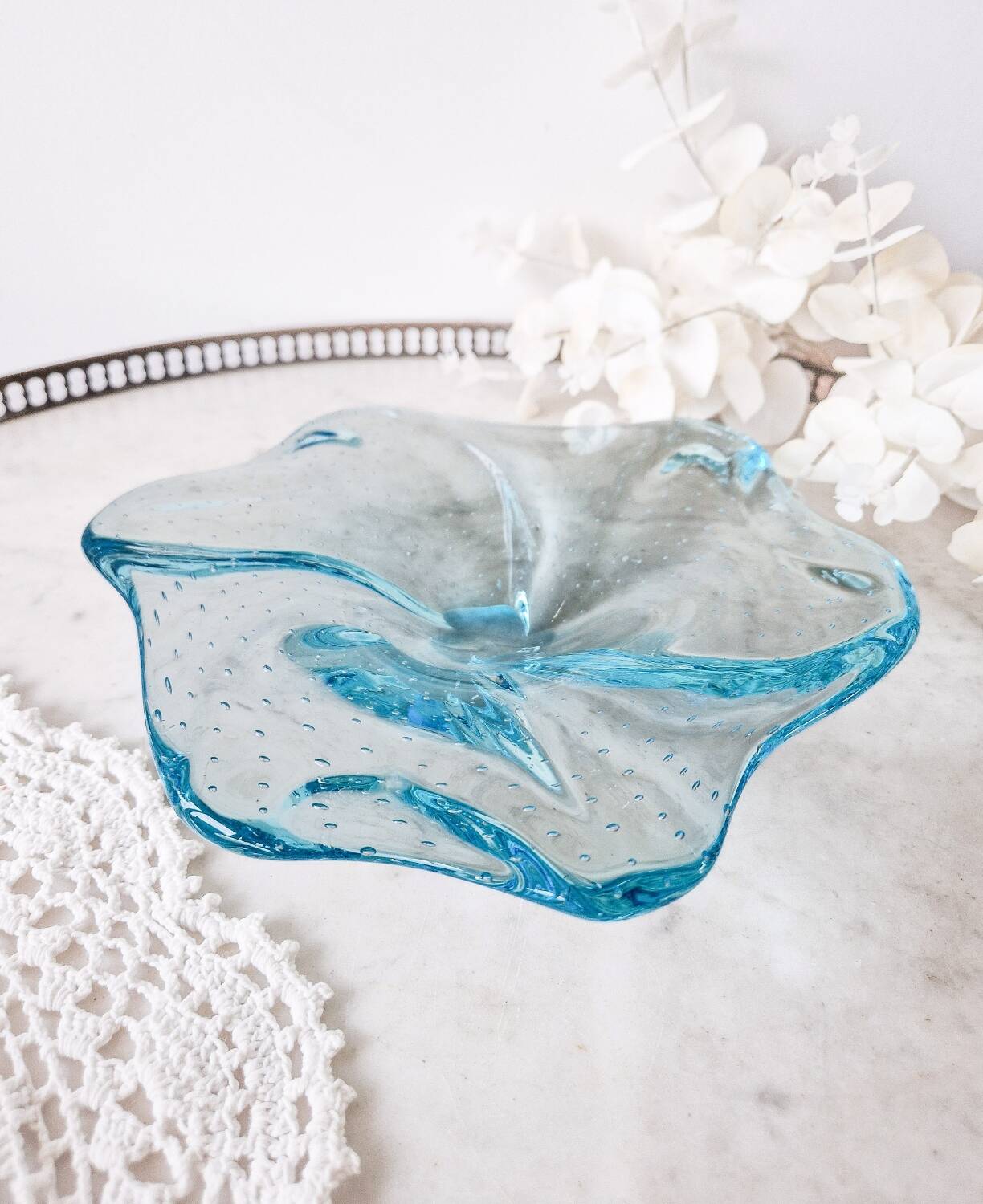 Vintage handcrafted Bullicante sky blue glass empty pocket