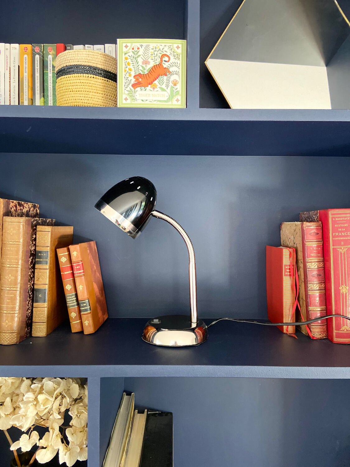 Black chrome desk lamp