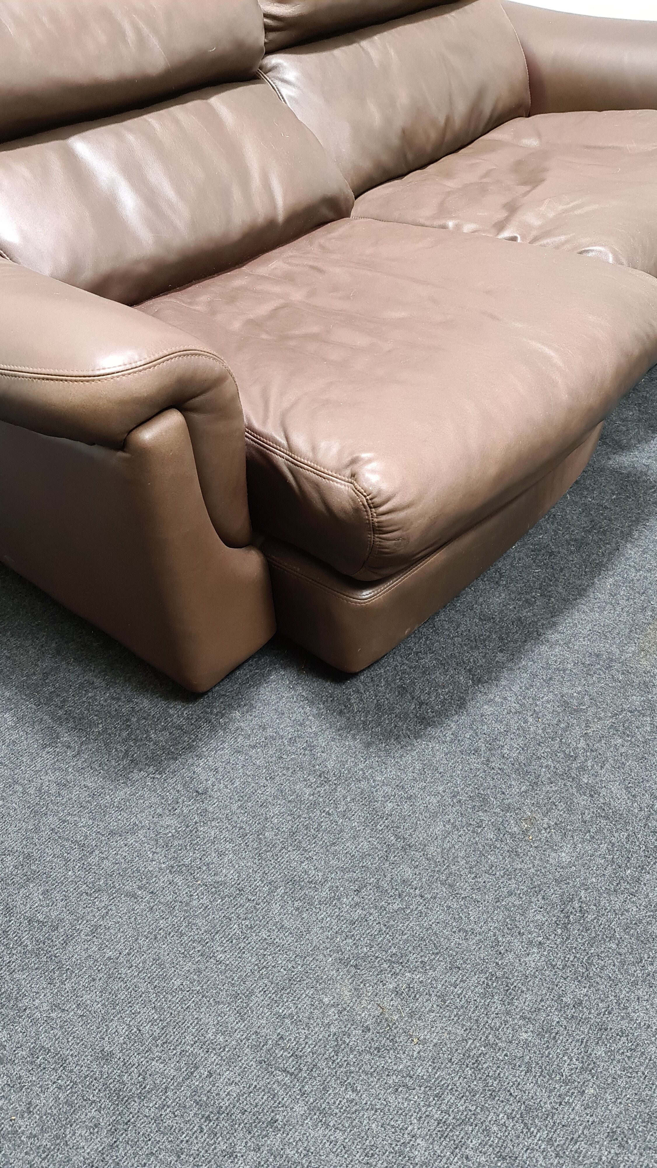 Canapé biplace vintage en cuir brun de Rolf Benz