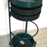 Former hairdresser's service