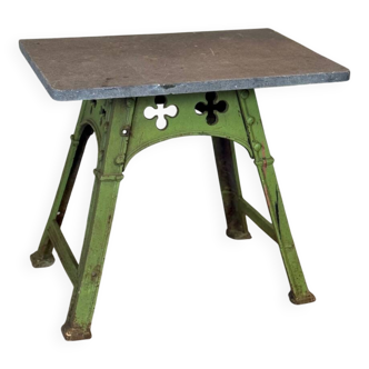 Table Industrielle En Métal Dans L’esprit Eiffel, Peinture Usée Verte D’ori