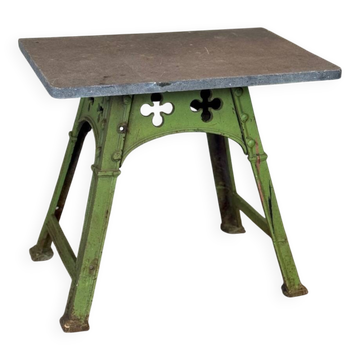 Table Industrielle En Métal Dans L’esprit Eiffel, Peinture Usée Verte D’ori