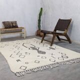 Moroccan Berber wool rug 250 x 150 Cm