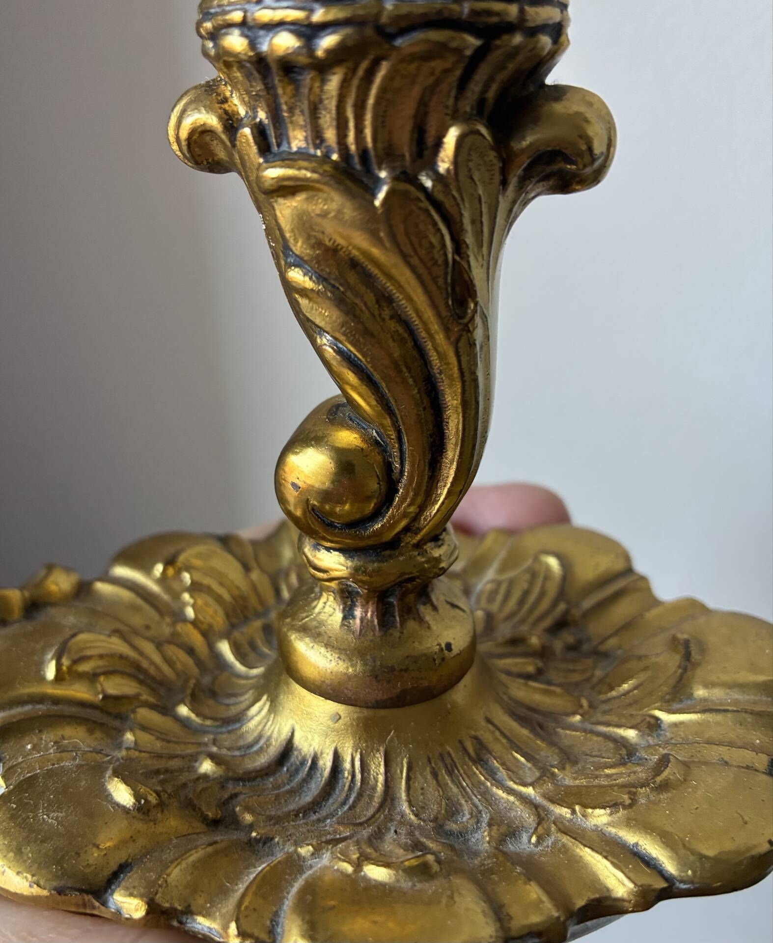 Paire de lampe en bronze style Louis XV