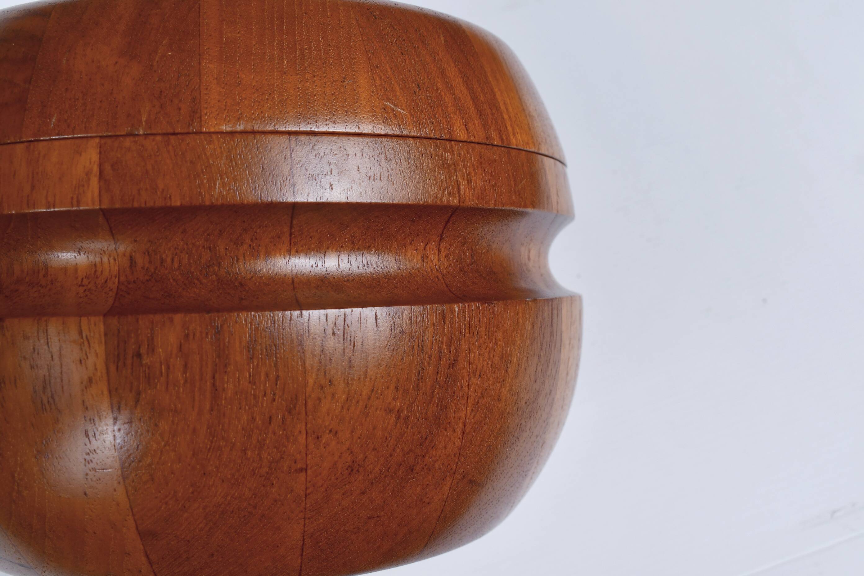 Solid teak bowl with lid. Denmark 1960s (2)