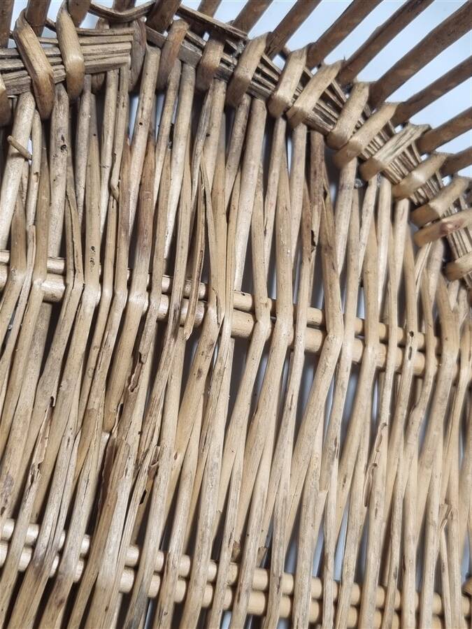 A pair of small baskets