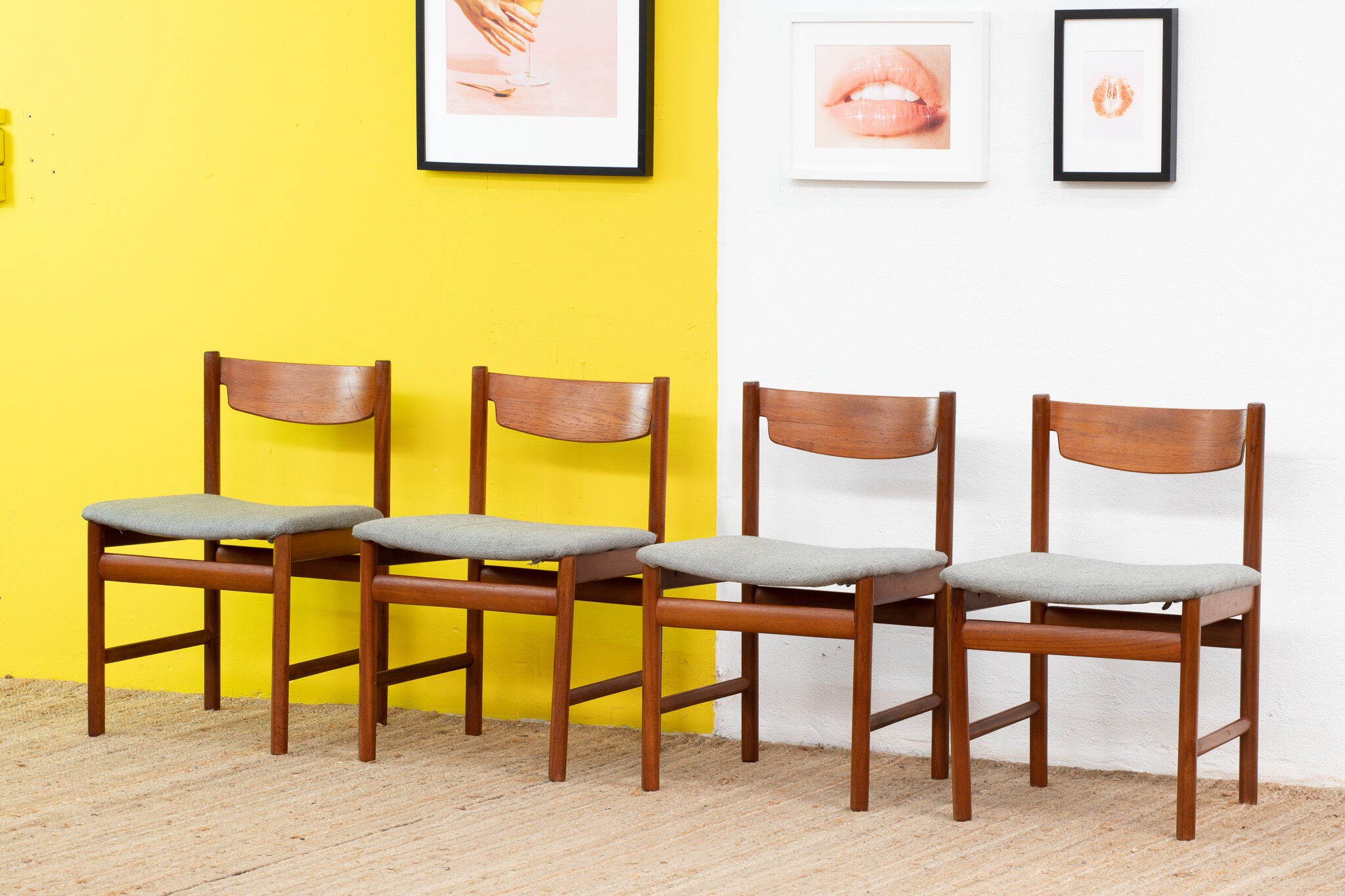 4 chaises scandinaves vintage – 44 cm