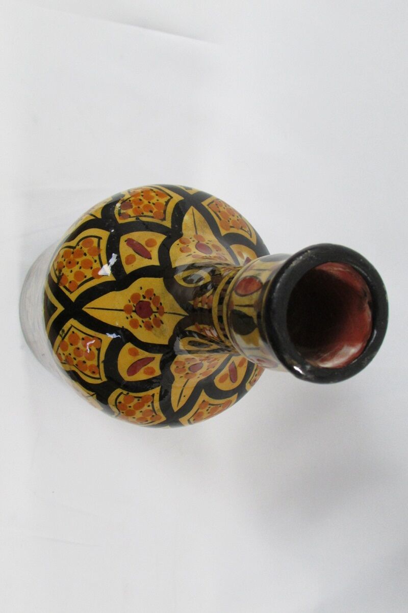 Moroccan enamelled terracotta bottle: Safi