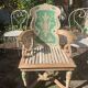 Fauteuil à entretoise en bois peint