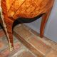 Commode de style Louis XV en marqueterie de cube