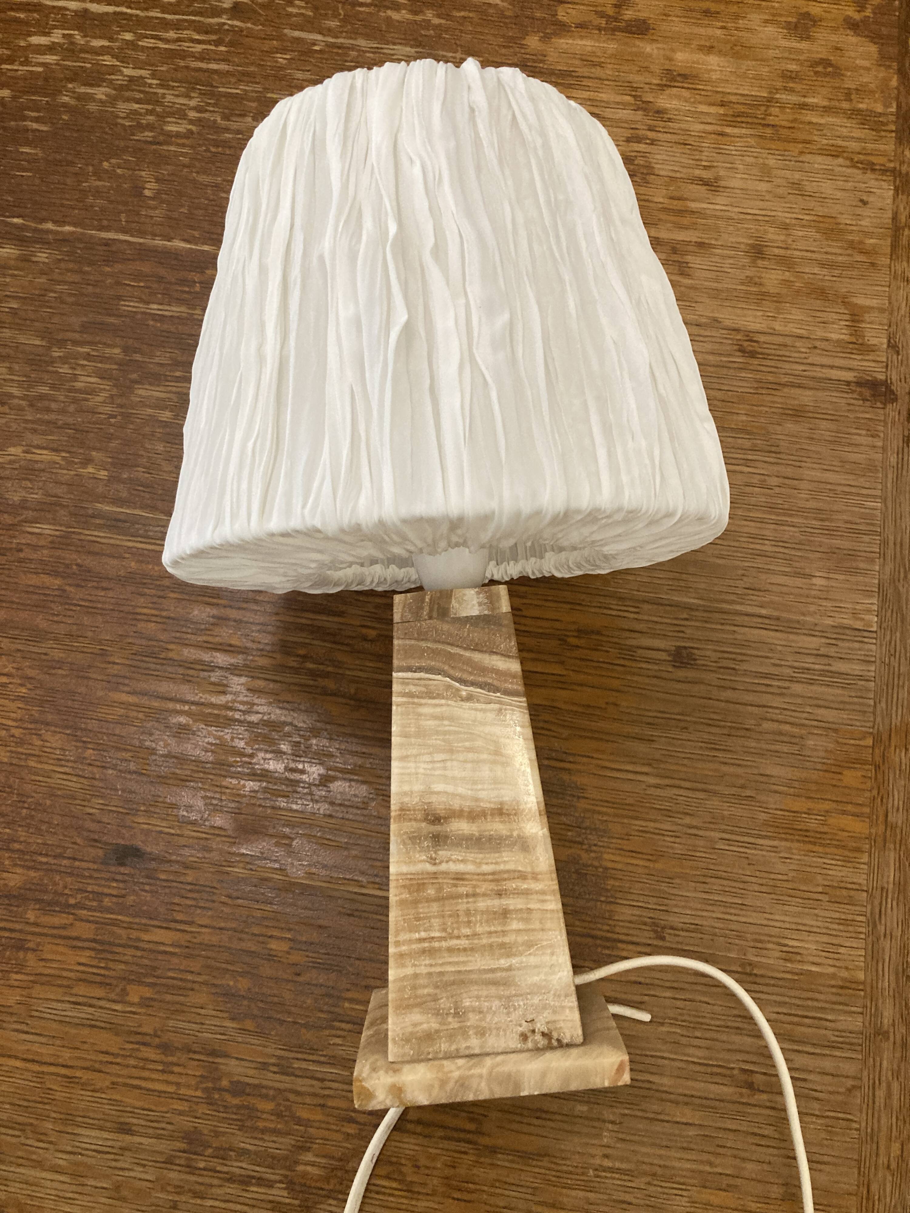 Modernist Table Lamp in Honey Onyx and Golden Maltese Cross - 1970s