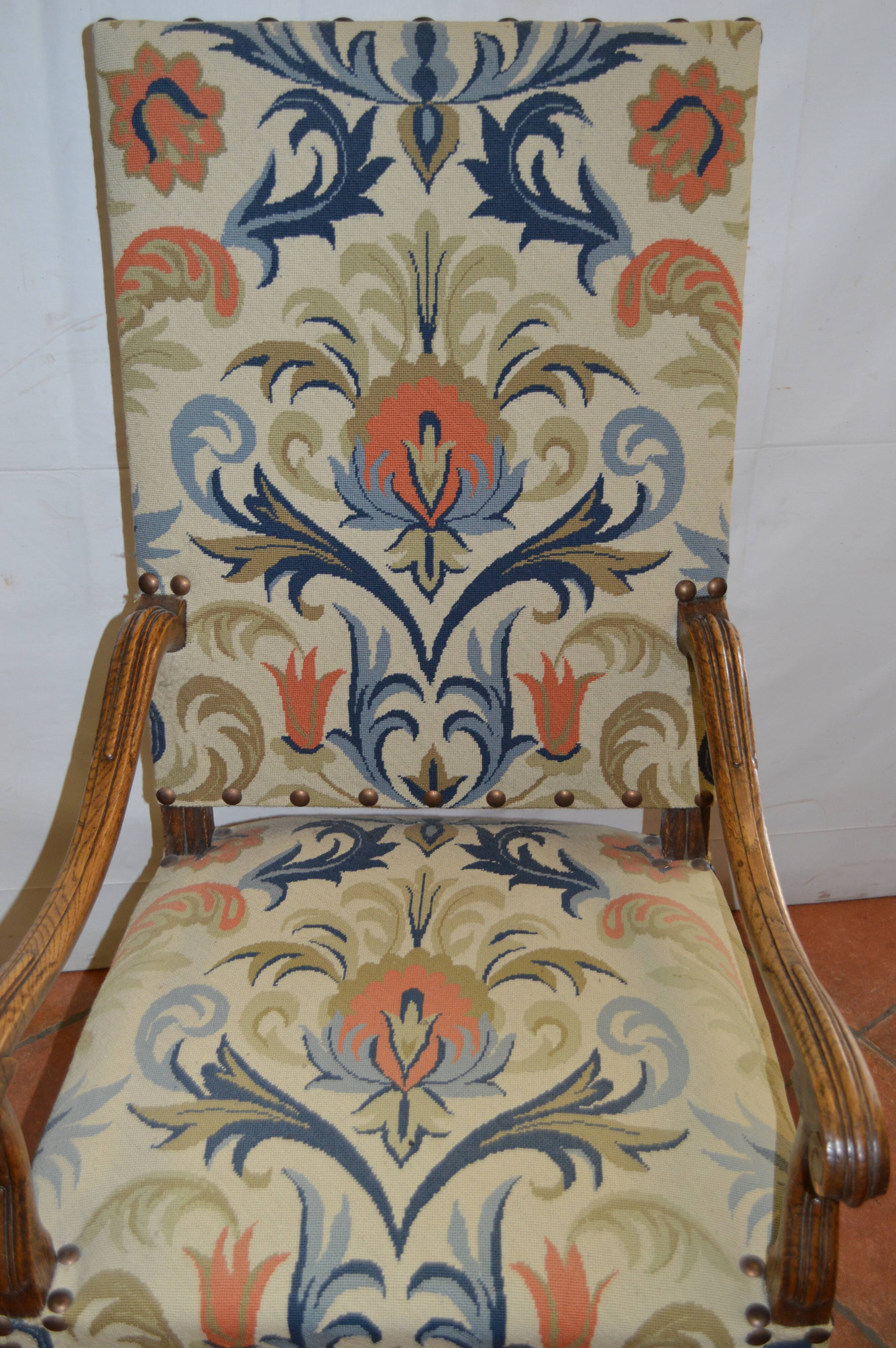 Paire de fauteuils style Louis XIV