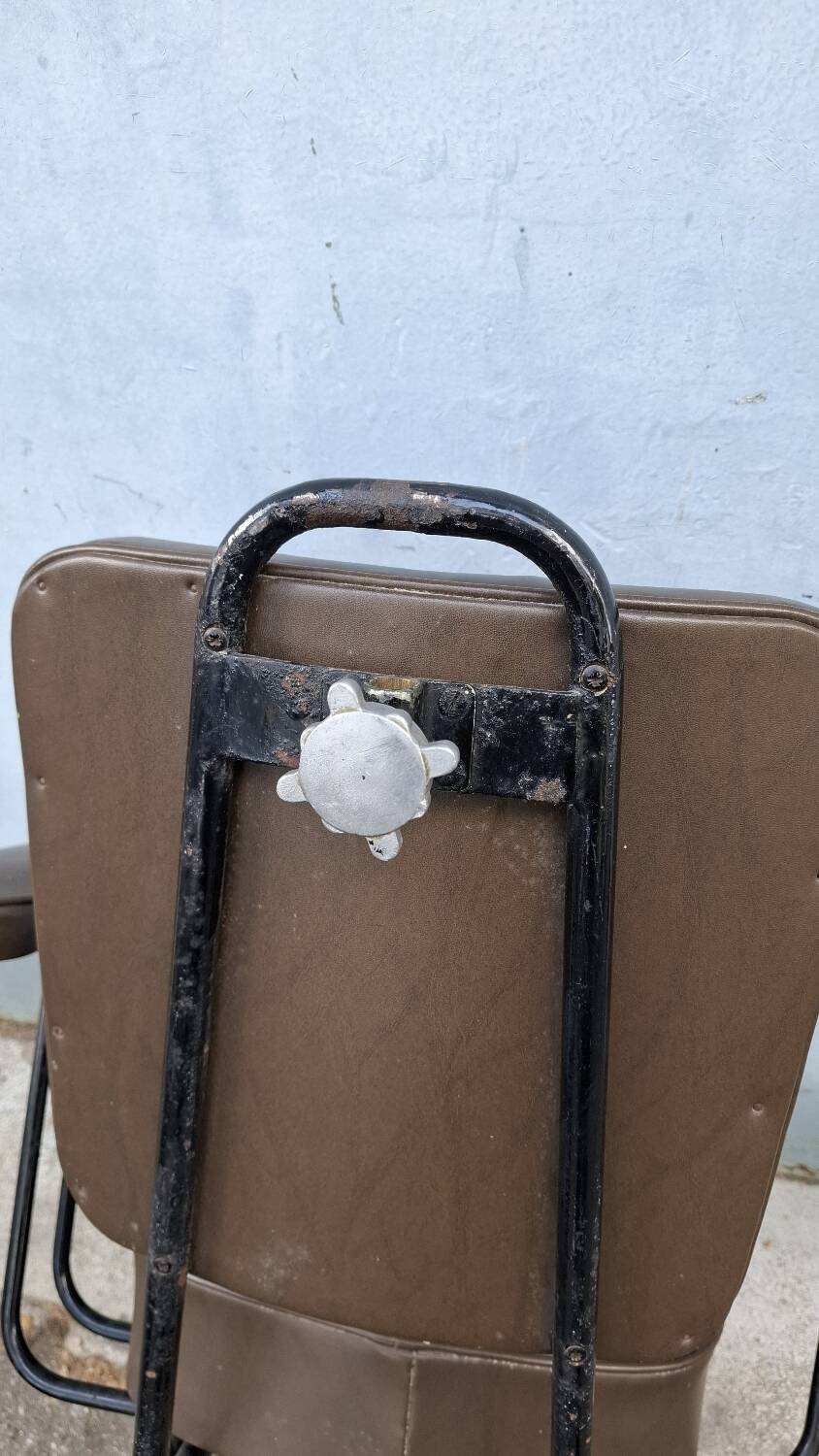 Vintage 50s hairdresser chair