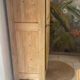 Raw wood bonnetière