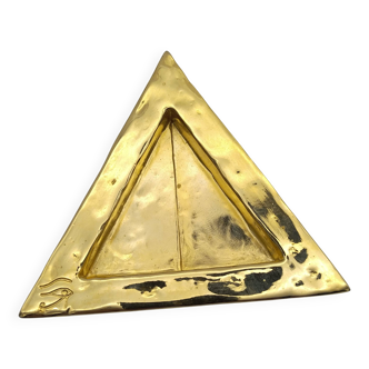 Cecile & jeanne: triangular gold-plated metal pocket tray with hieroglyph decoration.