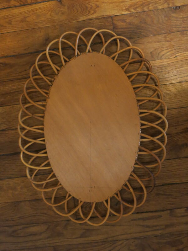 Miroir en rotin vintage 60s 70s oval en rosace
