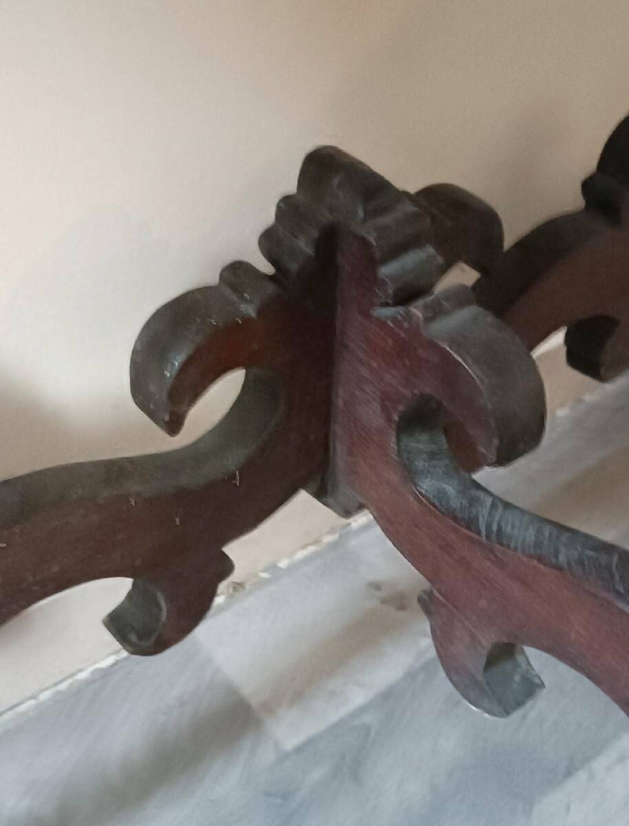Console en châtaignier, Toscane XVIIe siècle