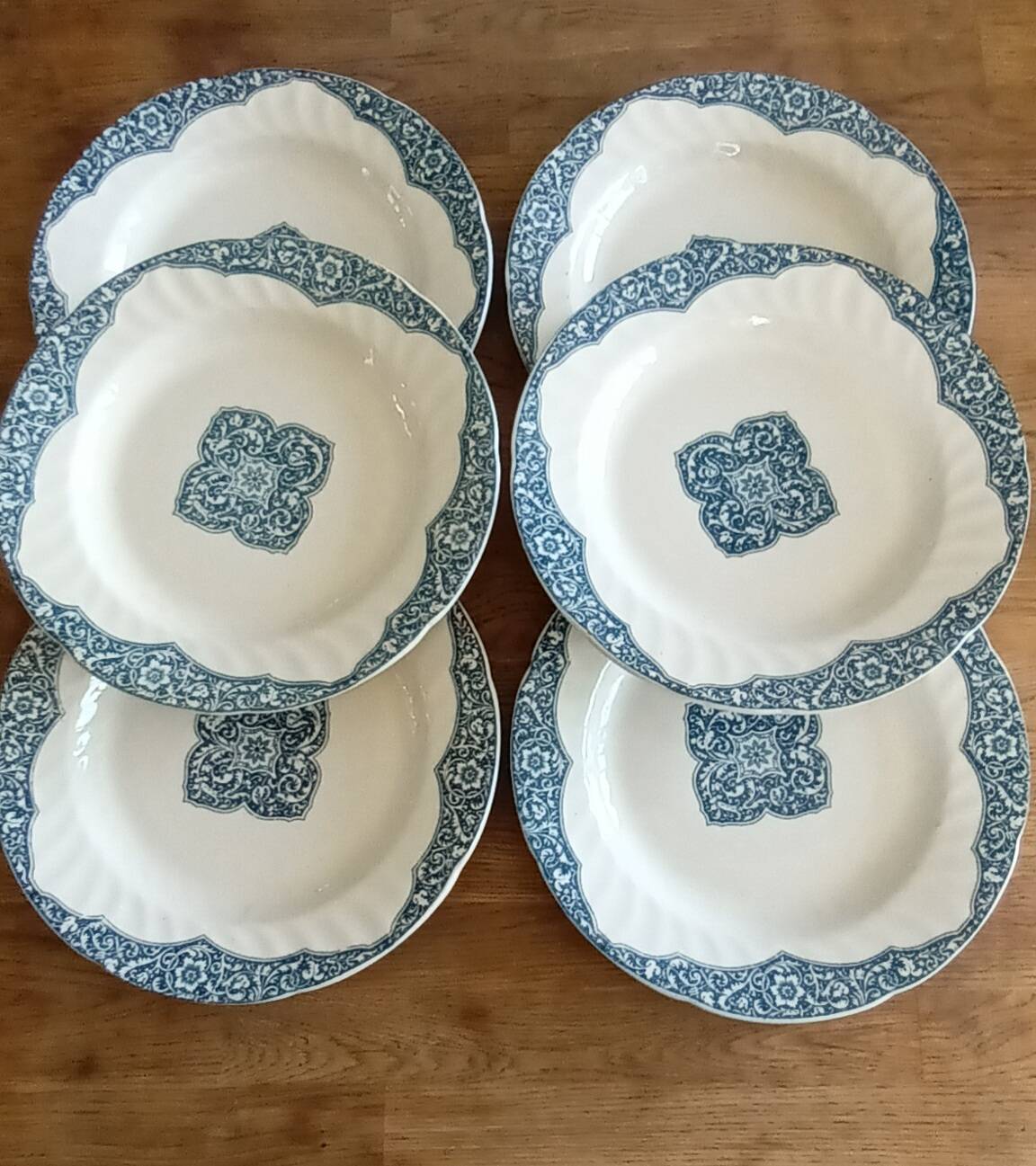 Moorish deep plates from Gien