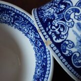 Set of 2 England cups and saucer