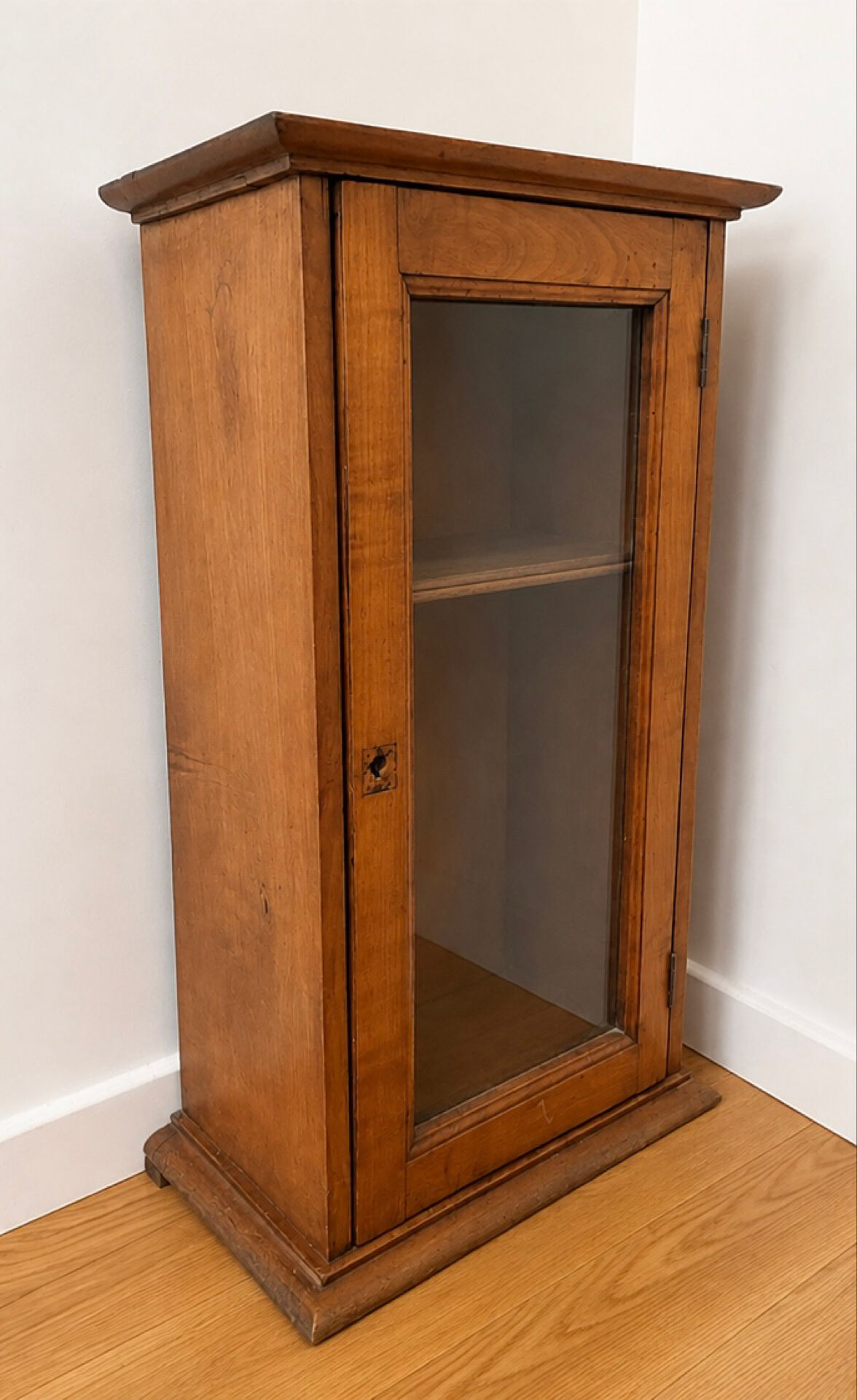 Small antique wooden display cabinet – glass door