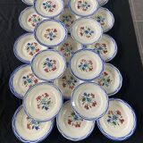 Set of 21 Digoin Sarreguemines "Elorn" soup plates