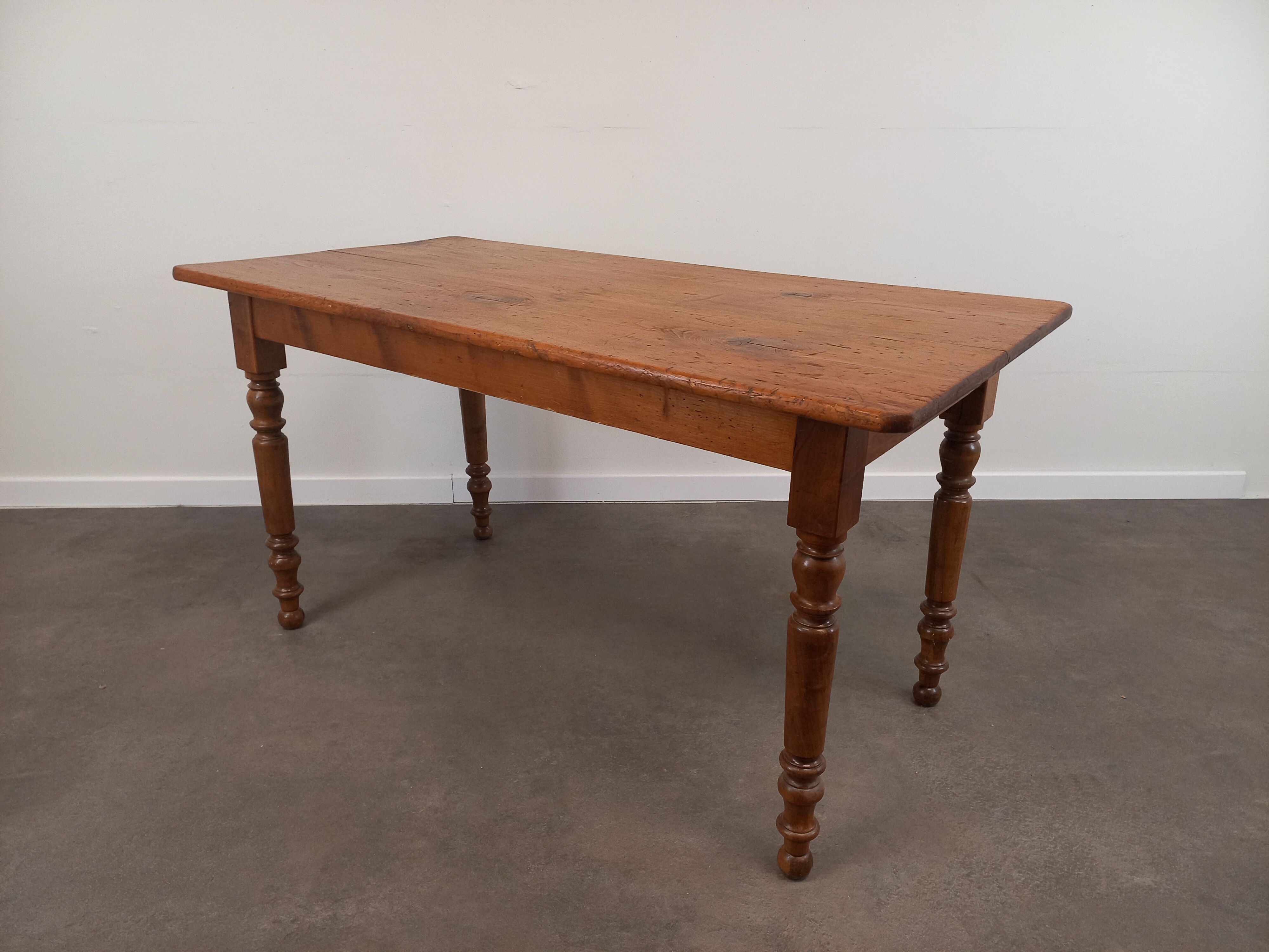 Farm table 140 cm