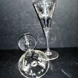 Set of 2 Roemer wine glasses in Saint-Louis crystal? engraved with the garland wheel 1900 H20cm