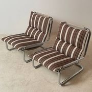 Paire de chauffeuses cantilever 1970