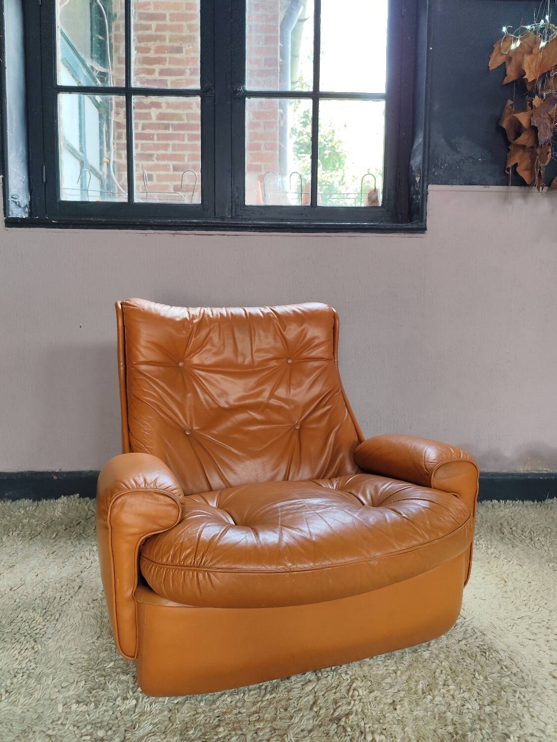 Michel Cadestin leather armchair for Airbone