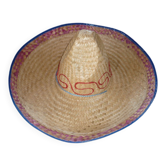 Straw sombrero hat