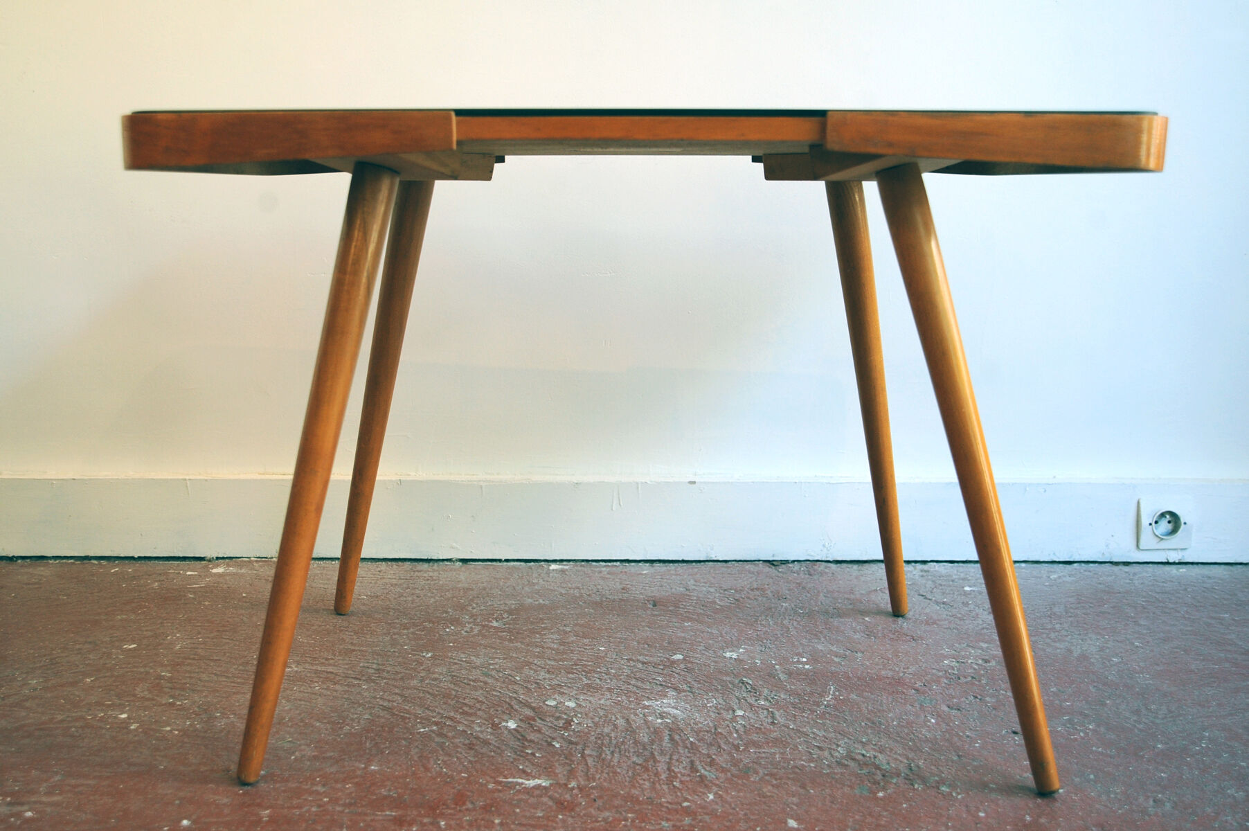 Table basse en opaline noire travail tchèque