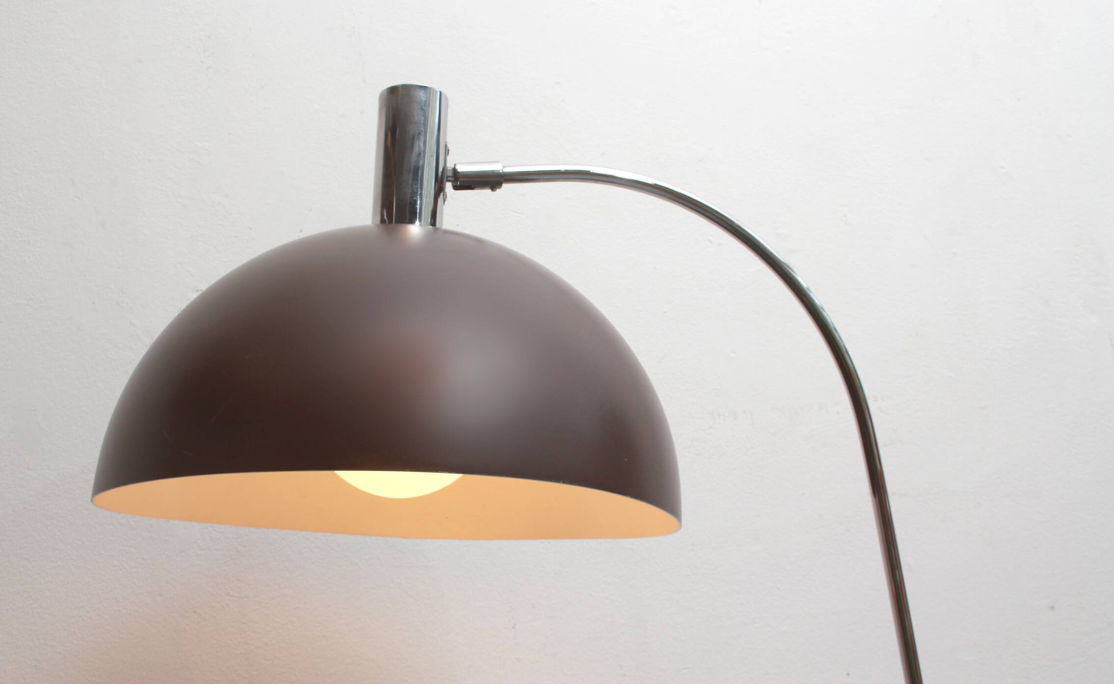 1970s floor lamp in brown and chrome