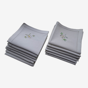 12 napkins with flower embroidery 42 x 38 in linen