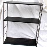 Etagère string moderniste modulable en fer forgé et tôle noir, 1950-1960