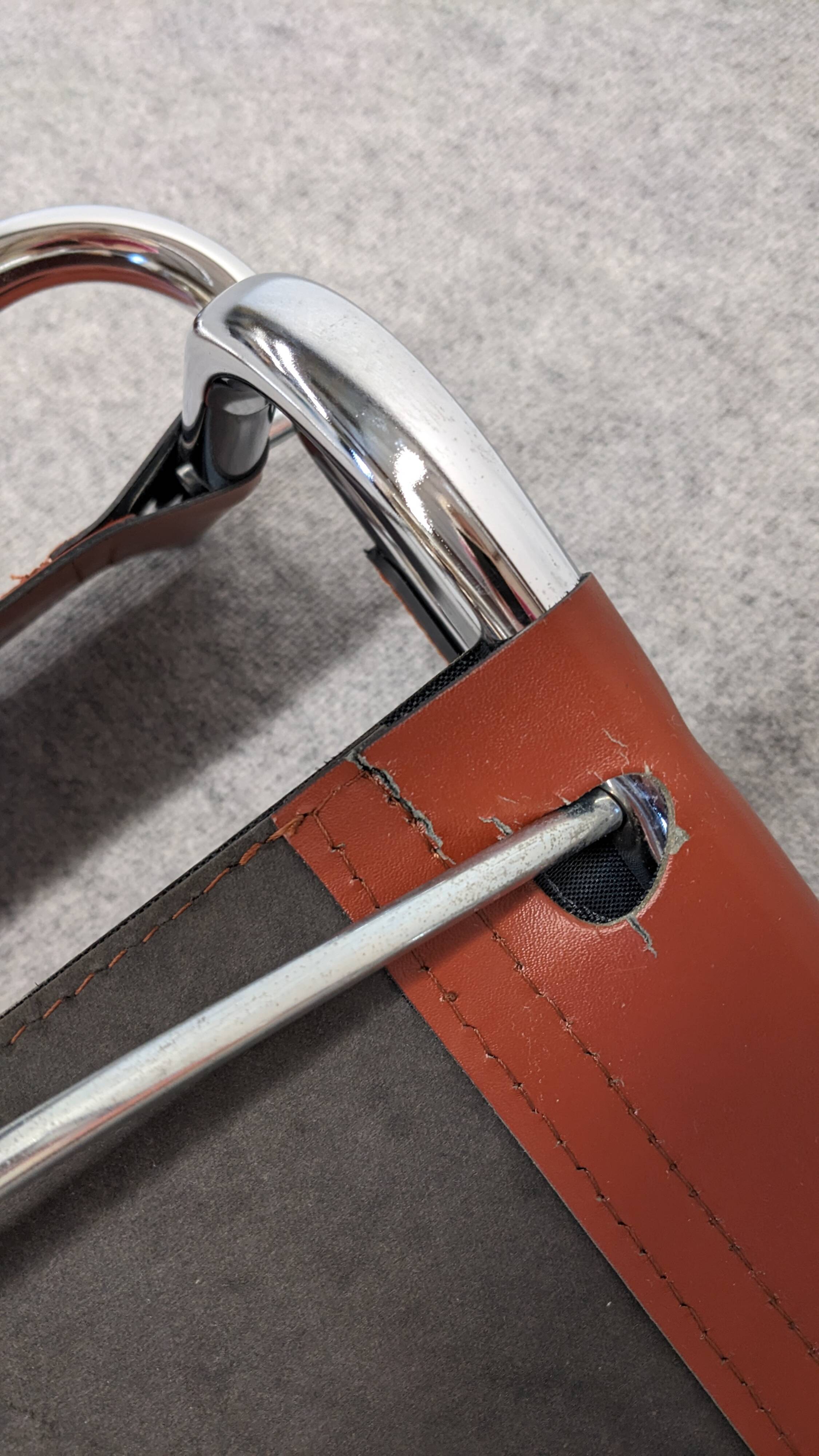 Série de 8 fauteuils cantilever modèle MG5 Made in Italy