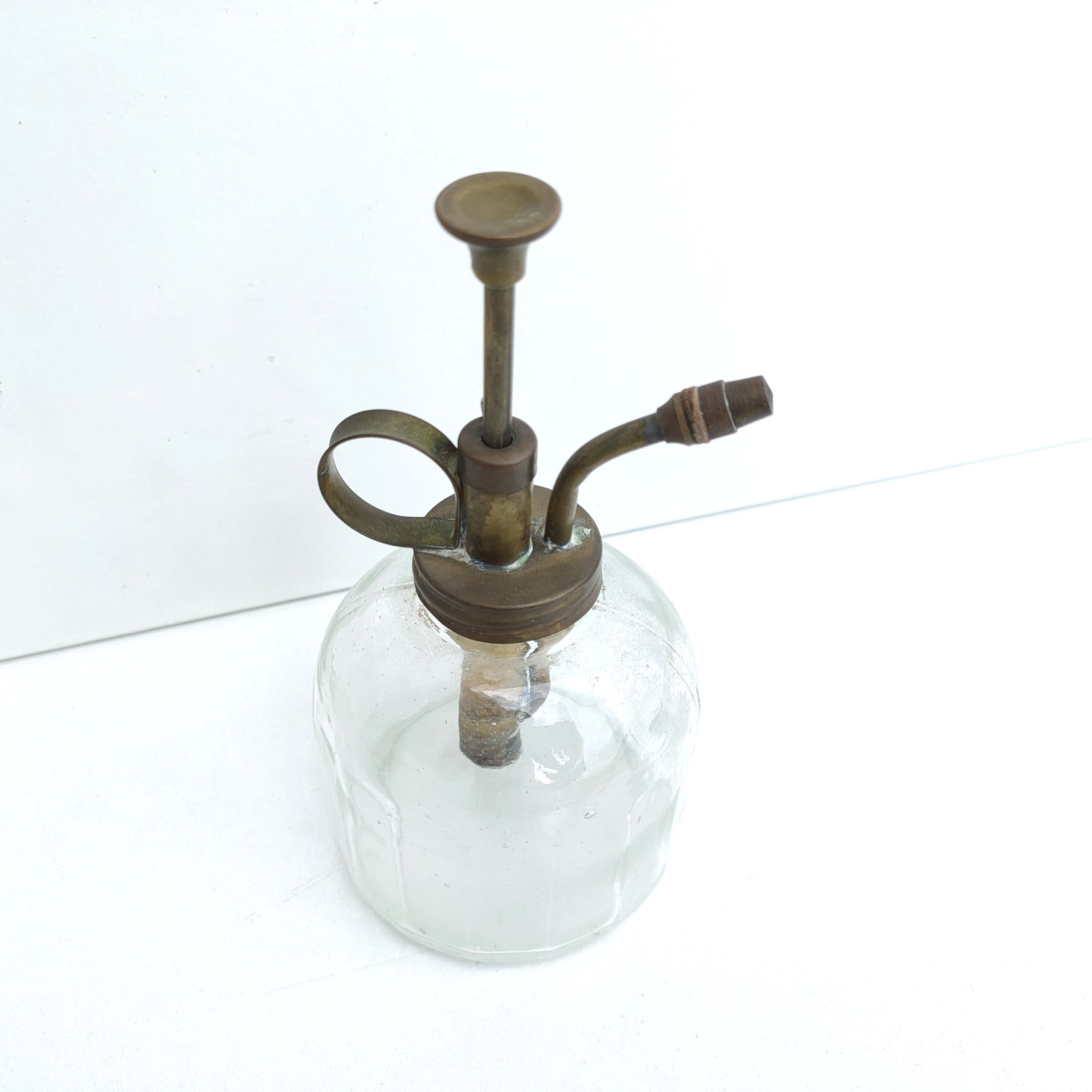 Copper and glass spray