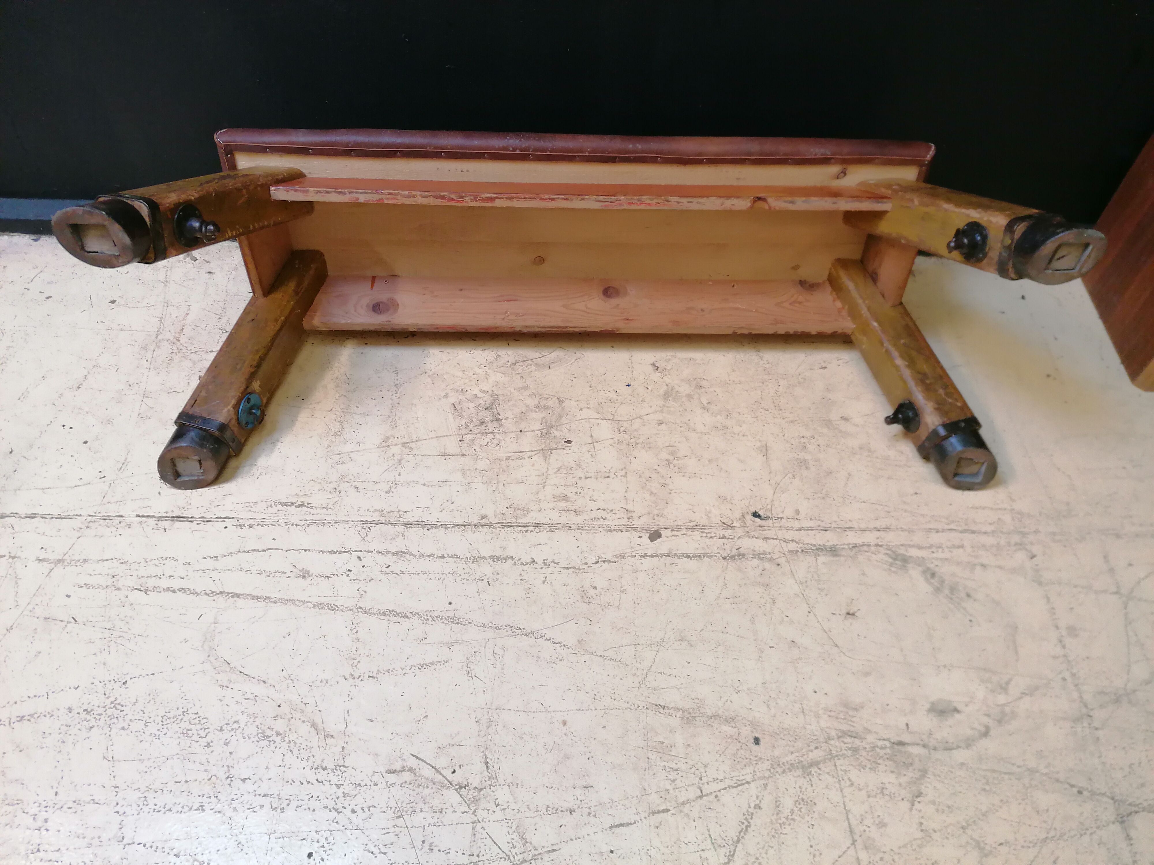 banc vintage en cuir, Tchécoslovaquie années 60, banc de gym, cheval d'arçon