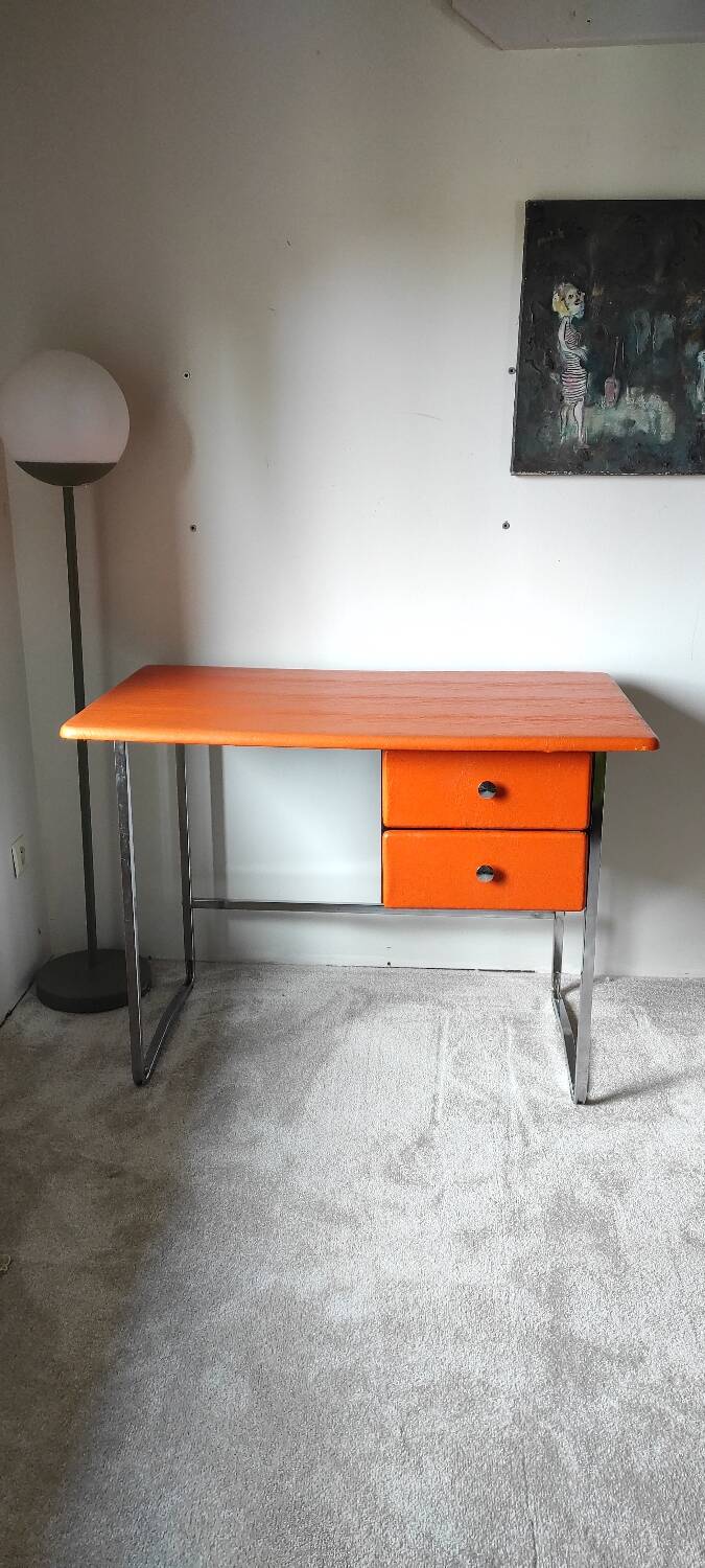 Chrome and skai desk from the 70s