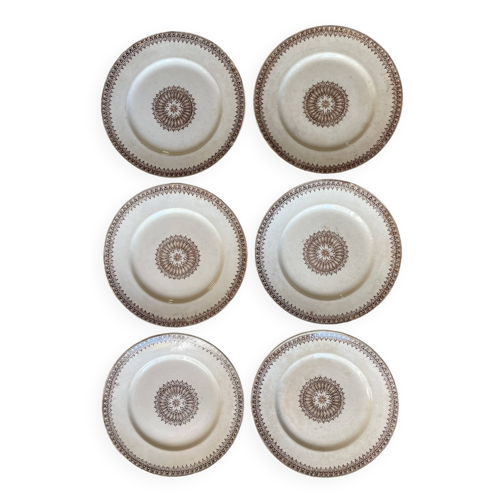 6 flat iron earth plates from Creil & Montereau