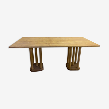 Design table 1980