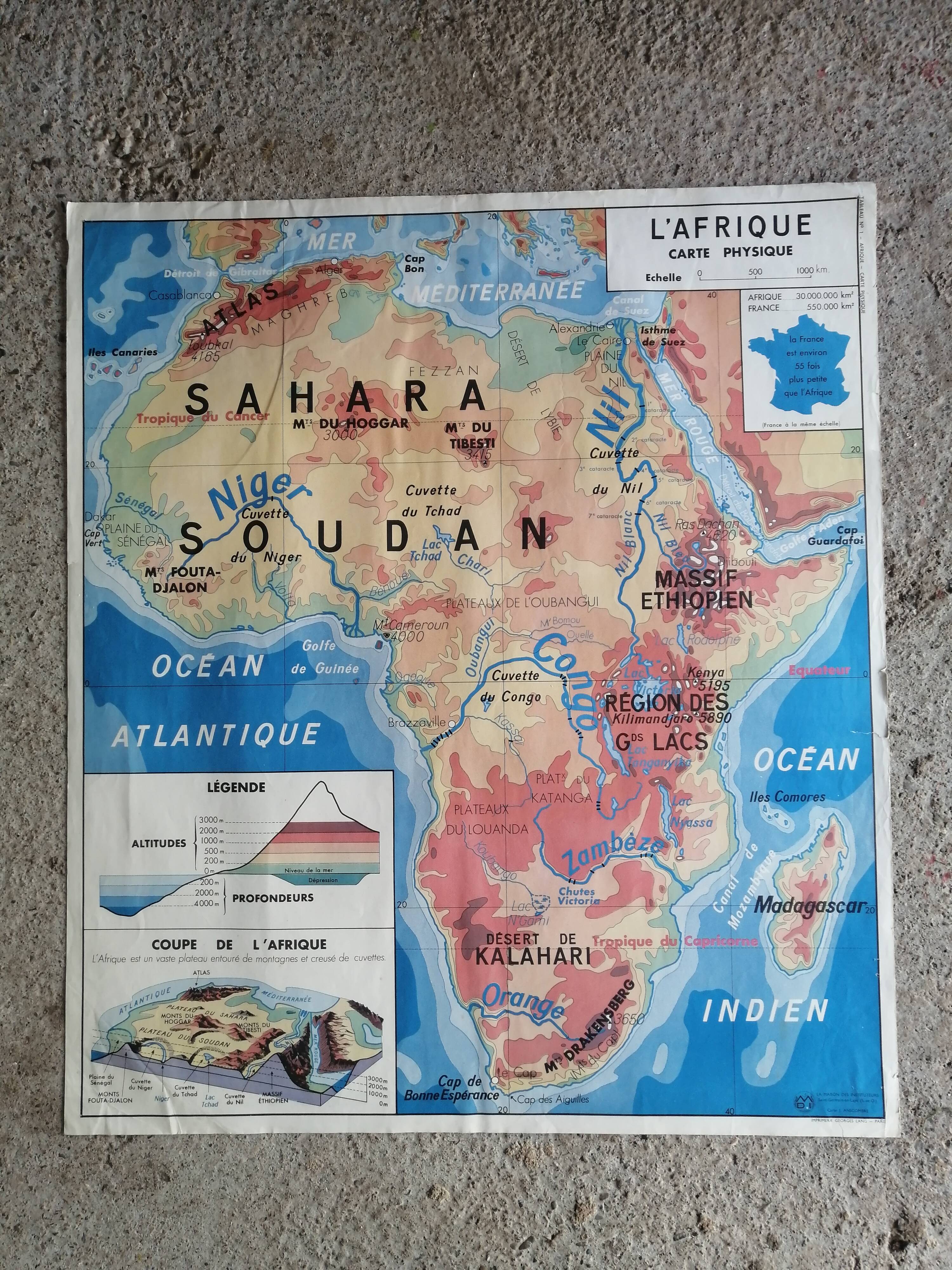 Vintage school map mdi: Africa-Europe physical.