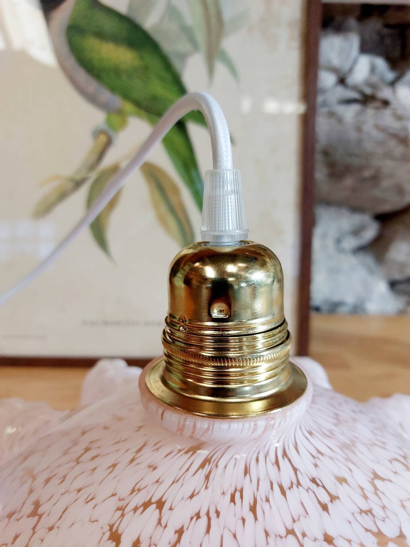 Clichy pink glass pendant